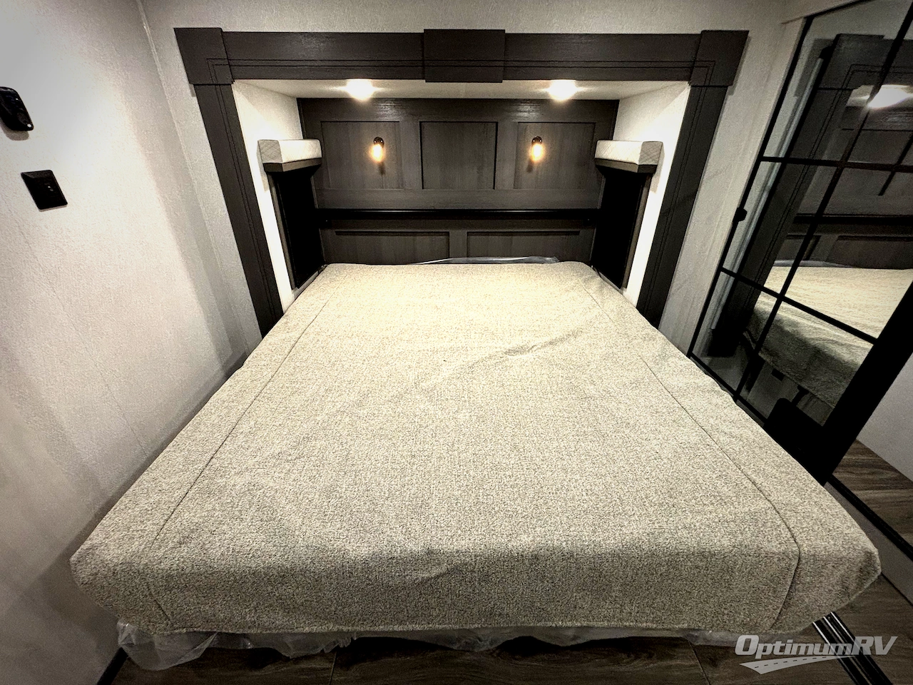 2026 East To West Ahara 383UR Photo 9