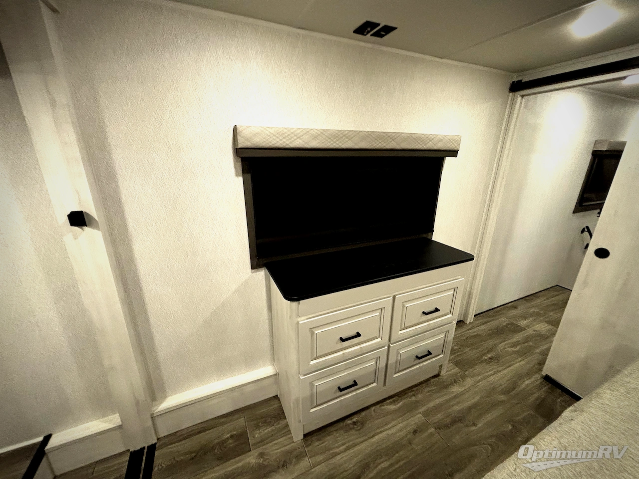 2026 East To West Ahara 383UR Photo 11