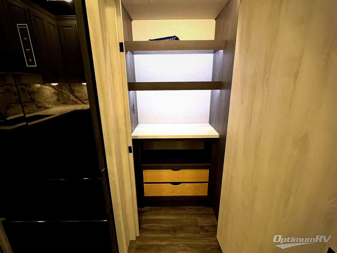 2026 East To West Ahara 383UR Photo 30