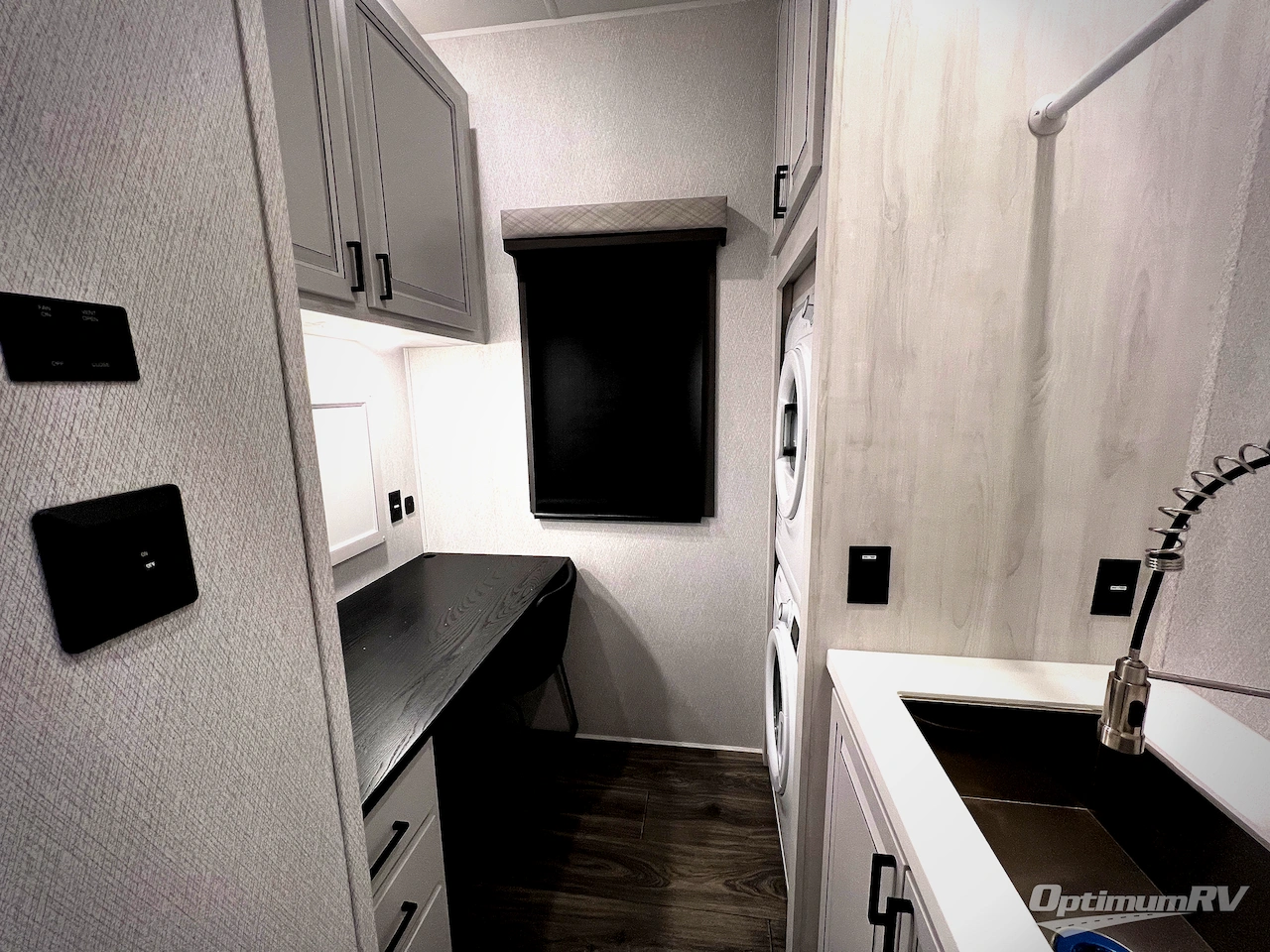 2026 East To West Ahara 383UR Photo 35