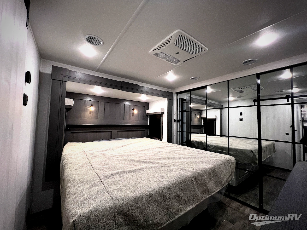 2026 East To West Ahara 383UR Photo 50