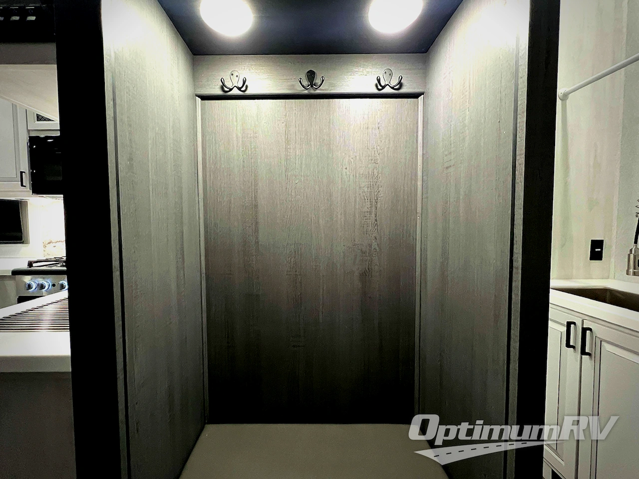 2026 East To West Ahara 383UR Photo 33