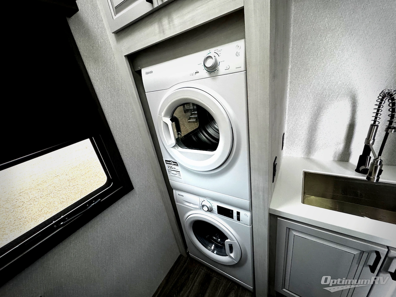 2026 East To West Ahara 383UR Photo 17