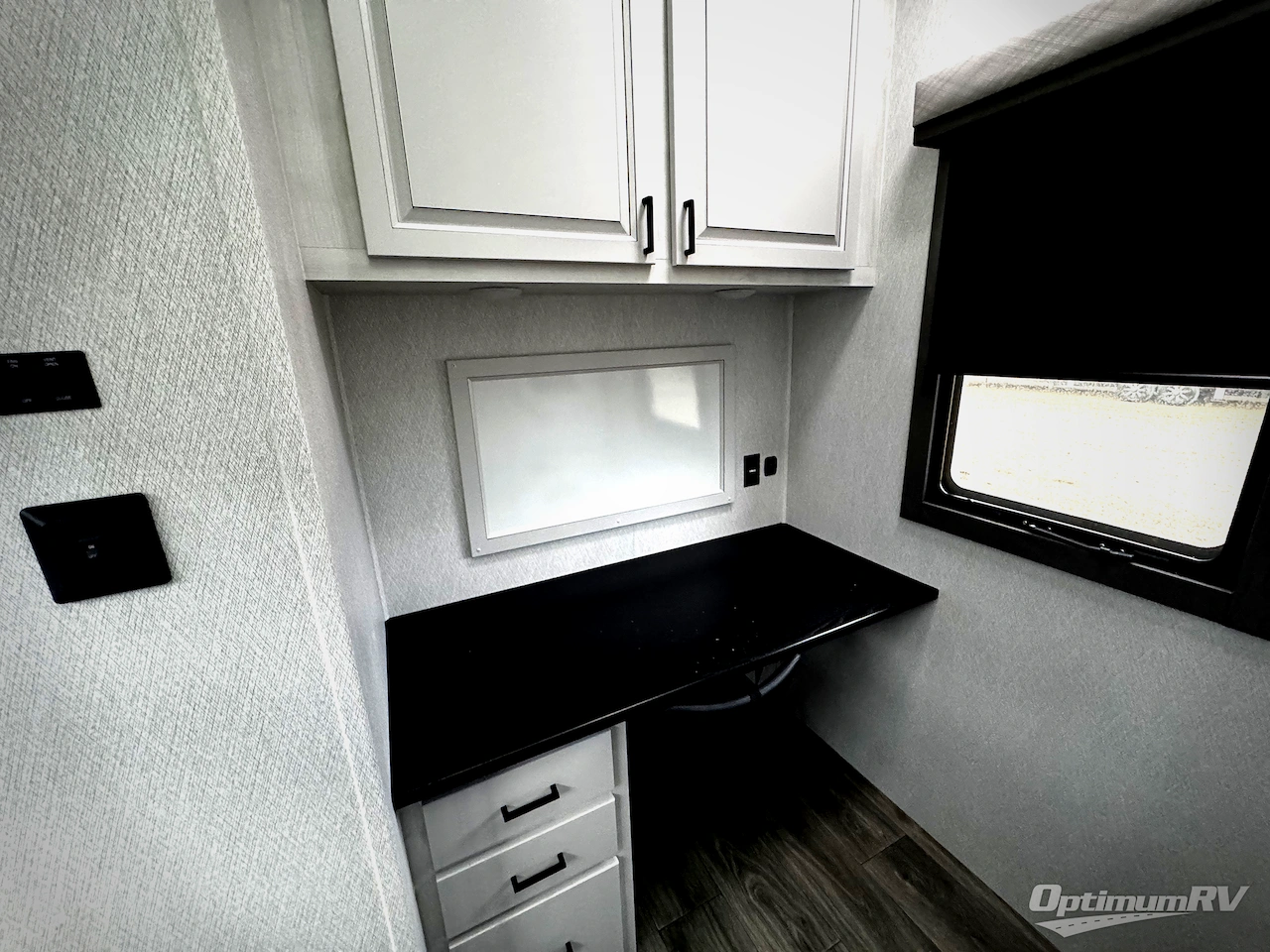 2026 East To West Ahara 383UR Photo 18