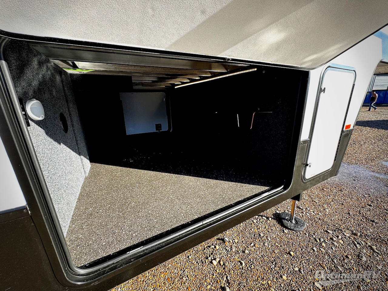 2026 East To West Ahara 378BH-OK Photo 22