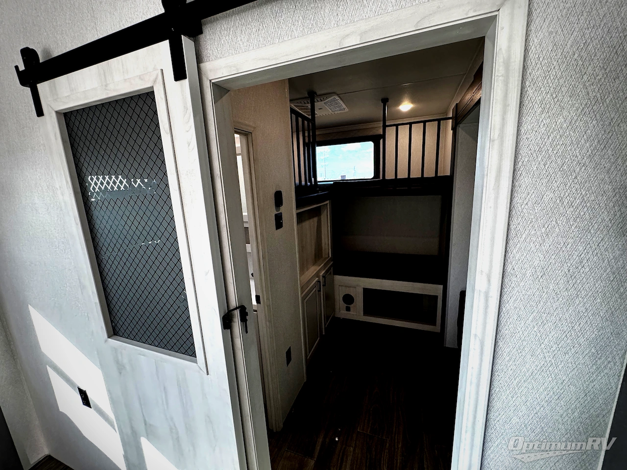 2026 East To West Ahara 378BH-OK Photo 10