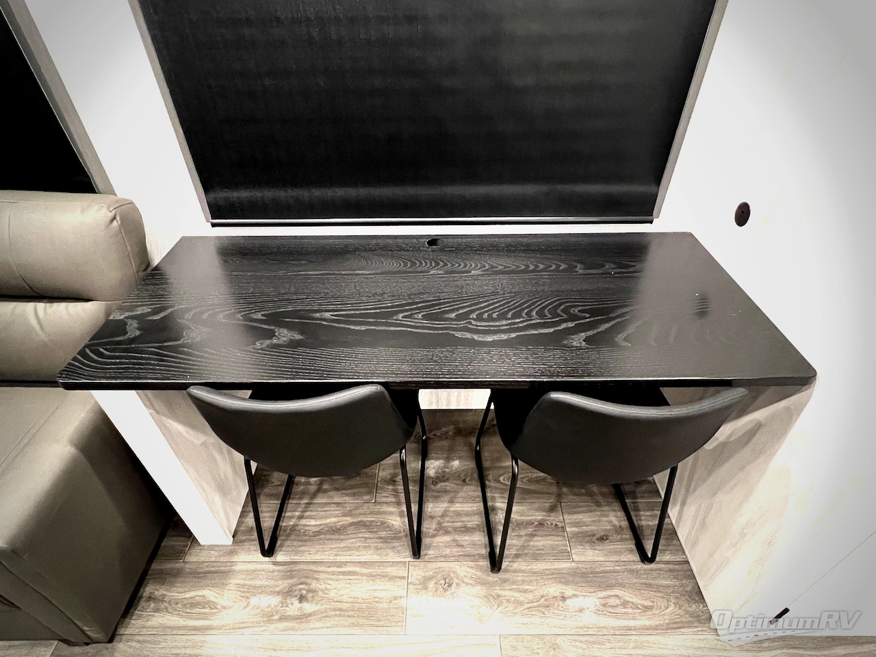 2026 East To West Ahara 395FB Photo 6