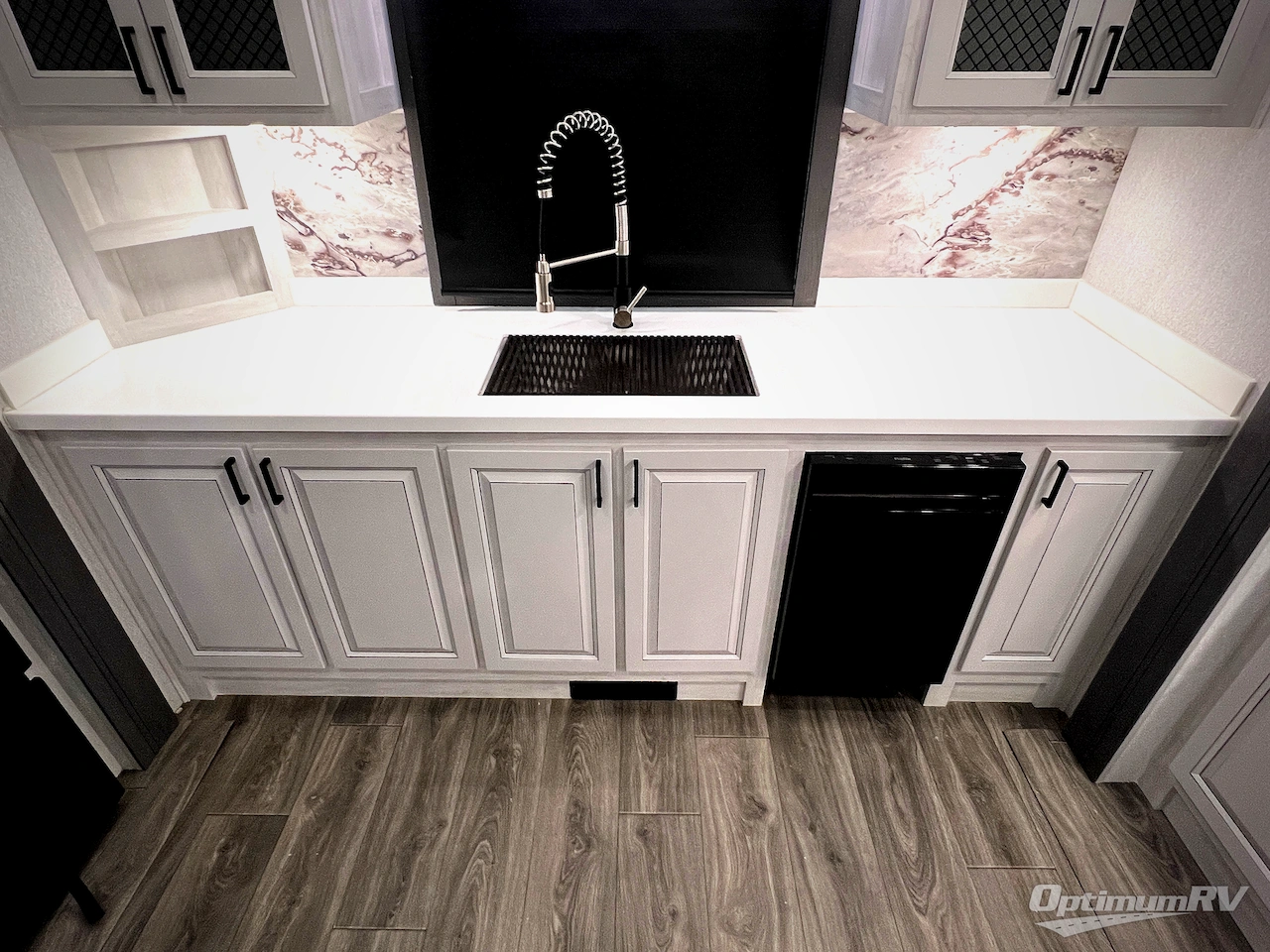 2026 East To West Ahara 395FB Photo 18