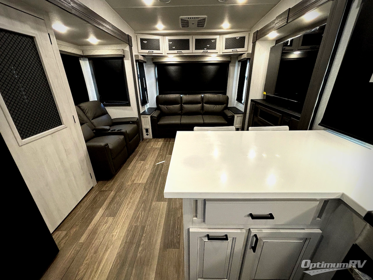 2026 East To West Ahara 297MK Photo 3