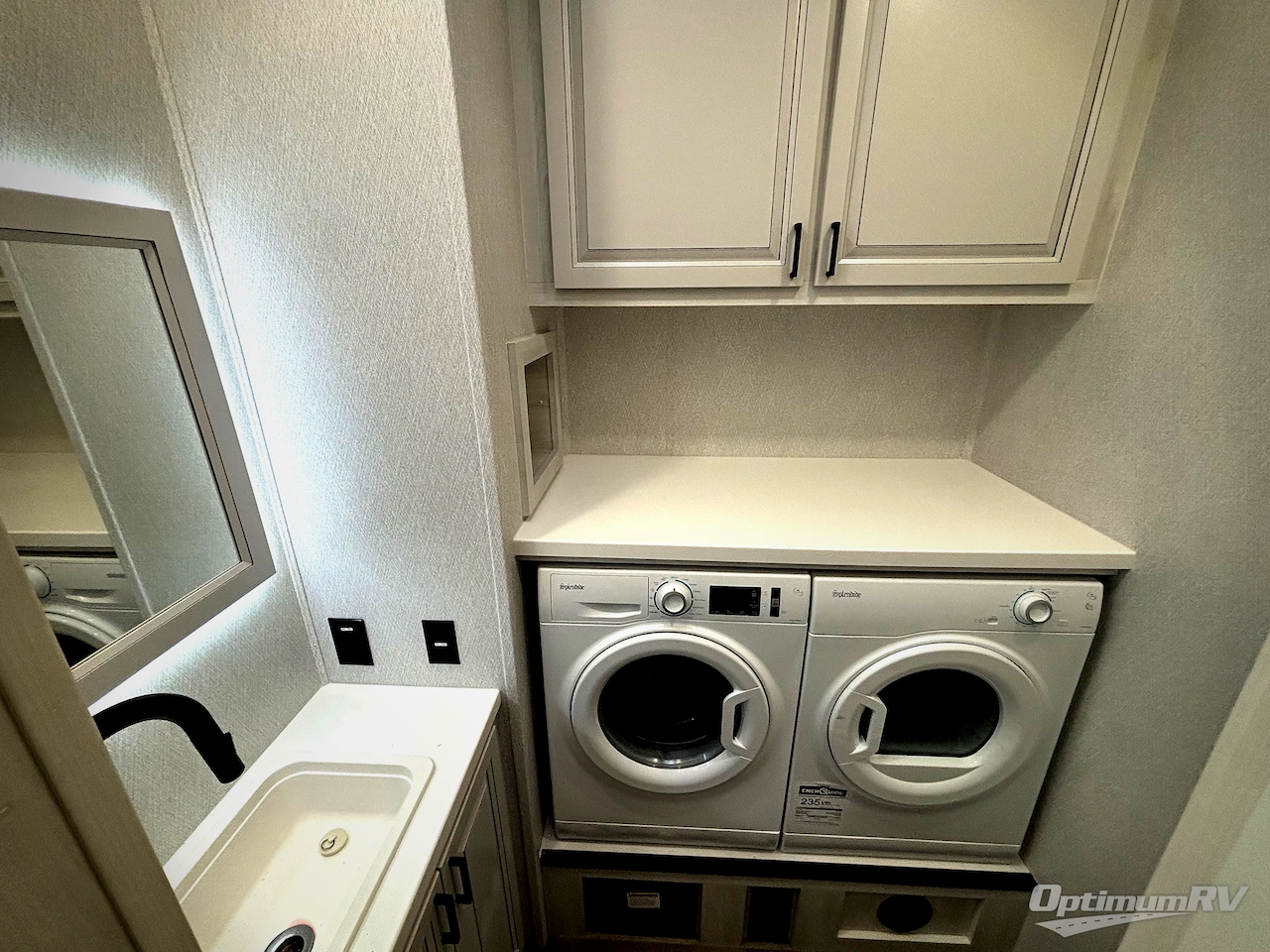 2026 East To West Ahara 395FB Photo 15