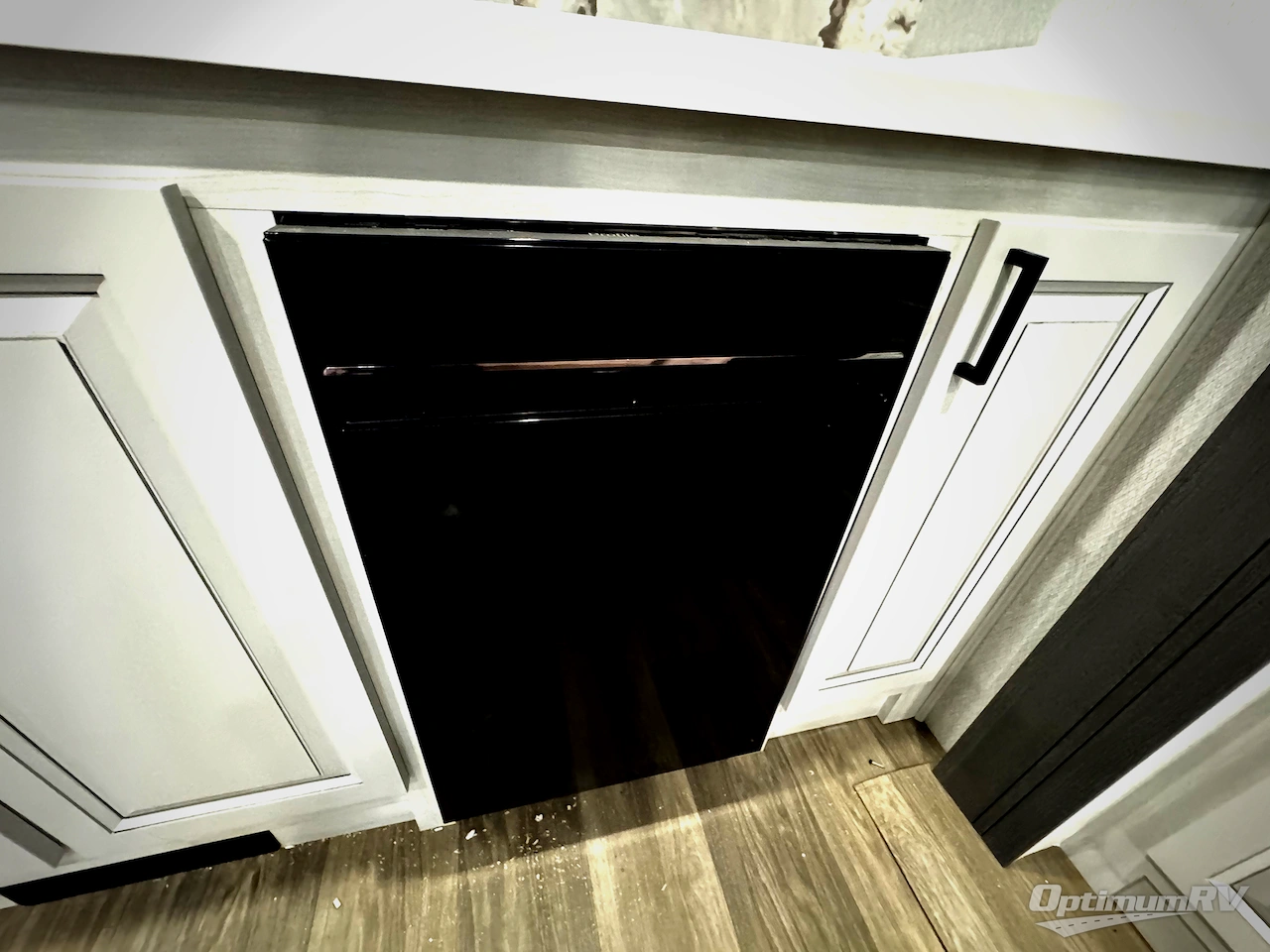 2026 East To West Ahara 395FB Photo 11