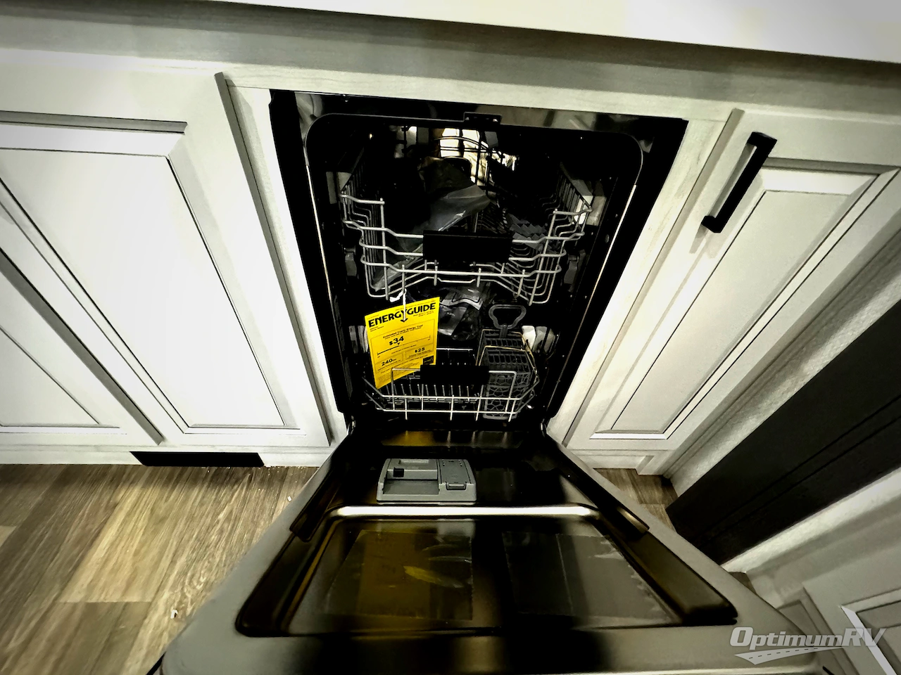 2026 East To West Ahara 395FB Photo 12