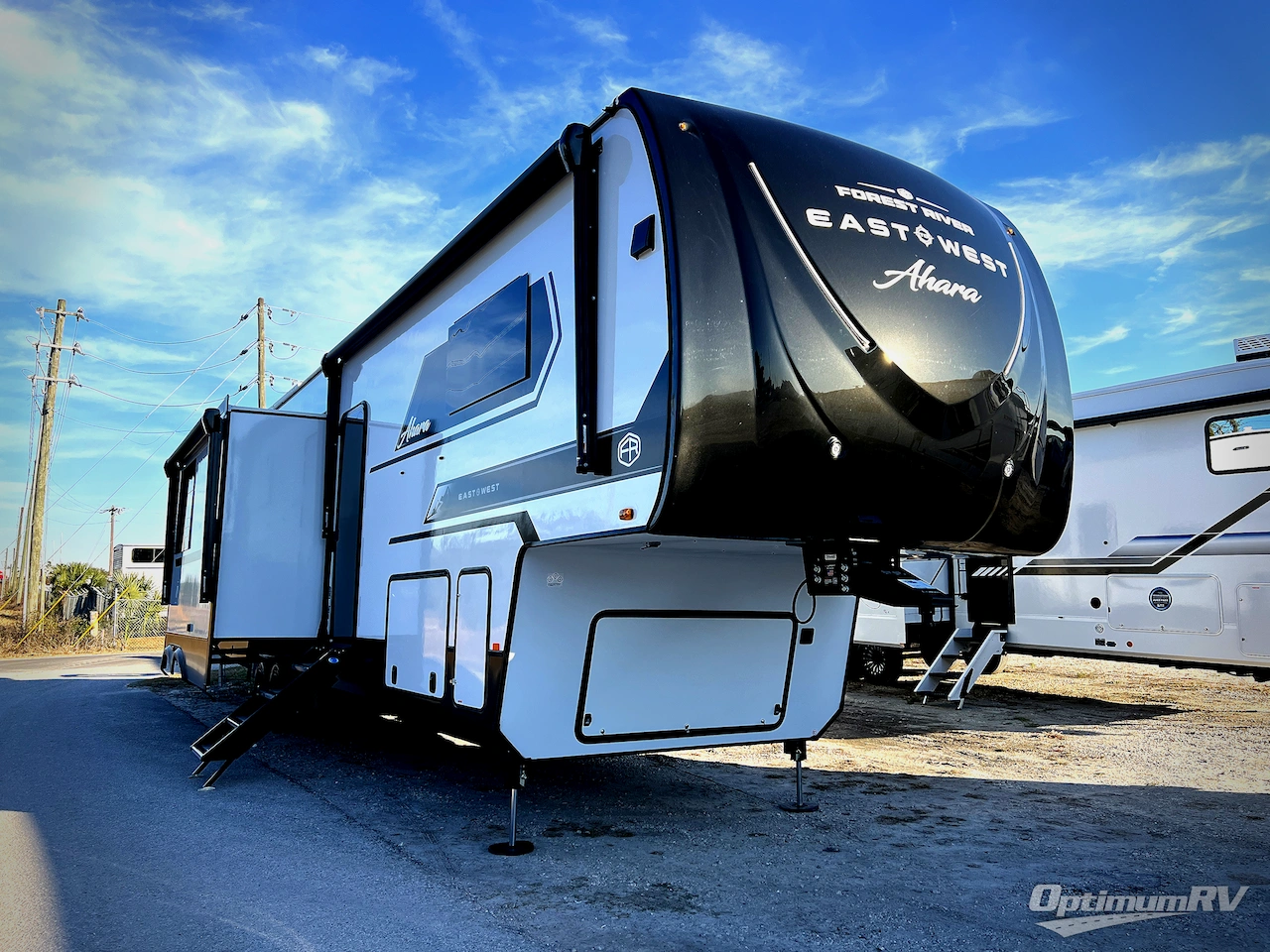 2026 East To West Ahara 385DS Photo 1