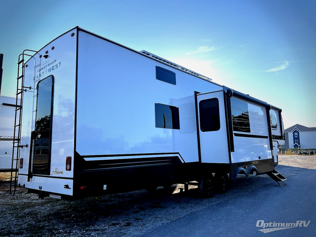 2026 East To West Ahara 385DS Photo 3