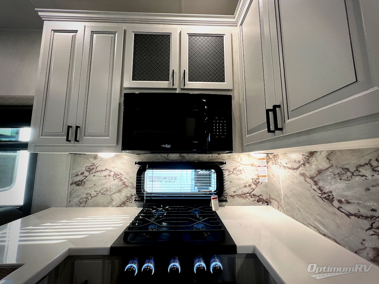 2026 East To West Ahara 385DS Photo 13