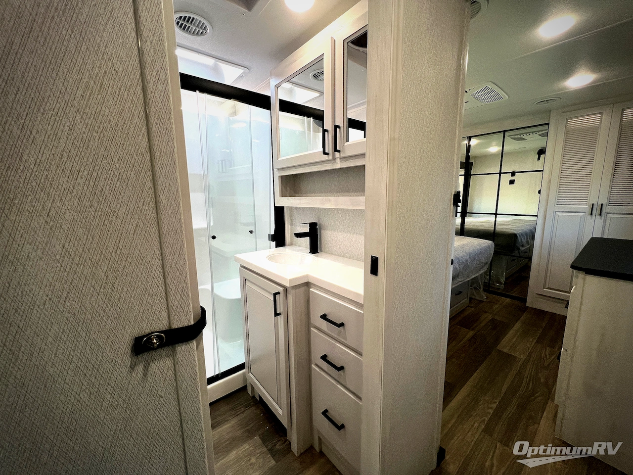 2026 East To West Ahara 385DS Photo 30