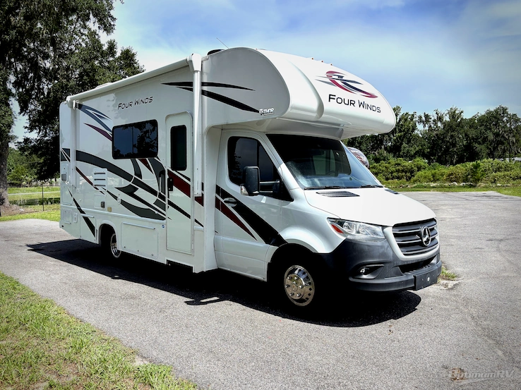 2023 Thor Four Winds 24LT RV Photo 1