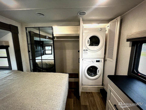 2026 East To West Ahara 385DS RV Photo 4