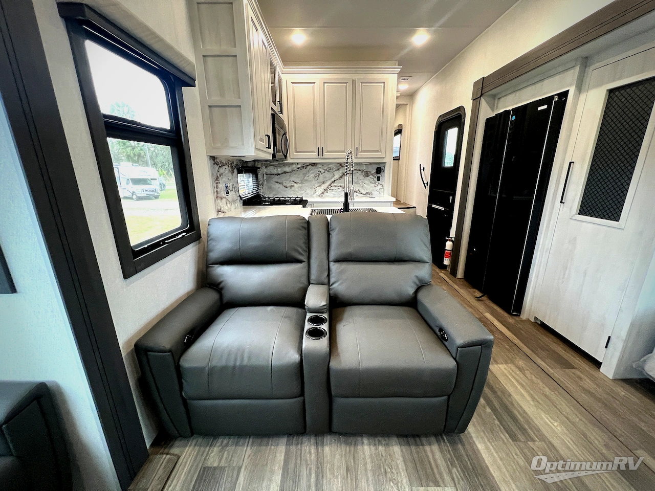 2026 East To West Ahara 385DS Photo 7