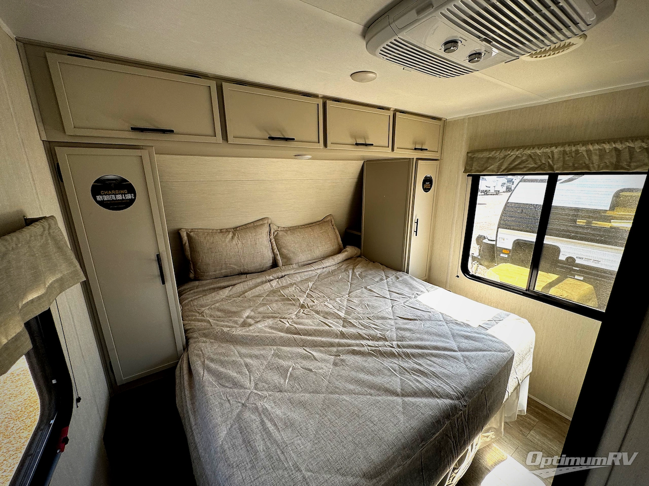 2026 Prime Time Avenger 25MKO Photo 9