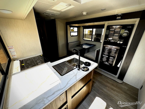 2026 Prime Time Avenger 23BHS RV Photo 2