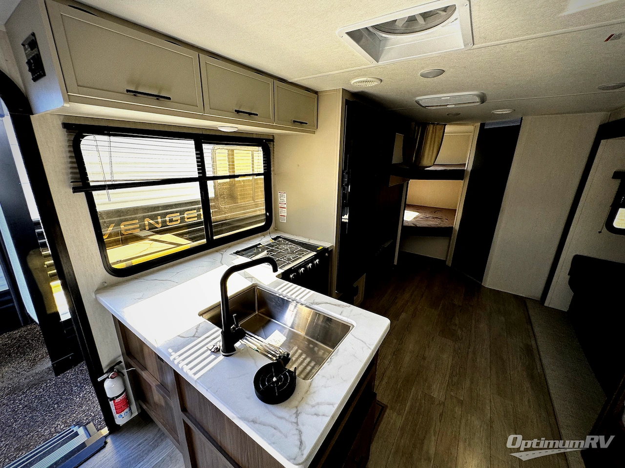 2026 Prime Time Avenger 26DBS Photo 6