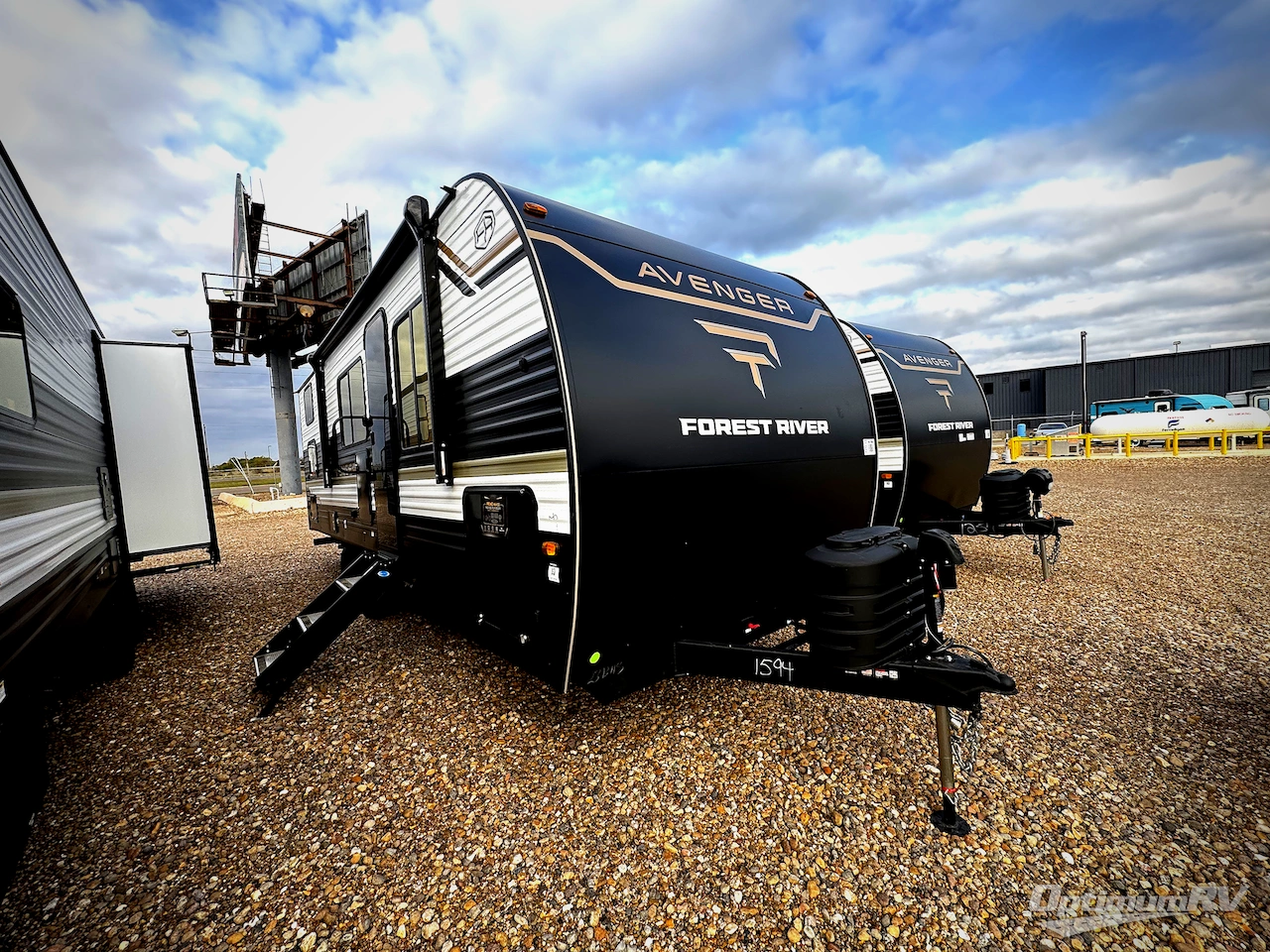 2026 Prime Time Avenger 23BHS Photo 1