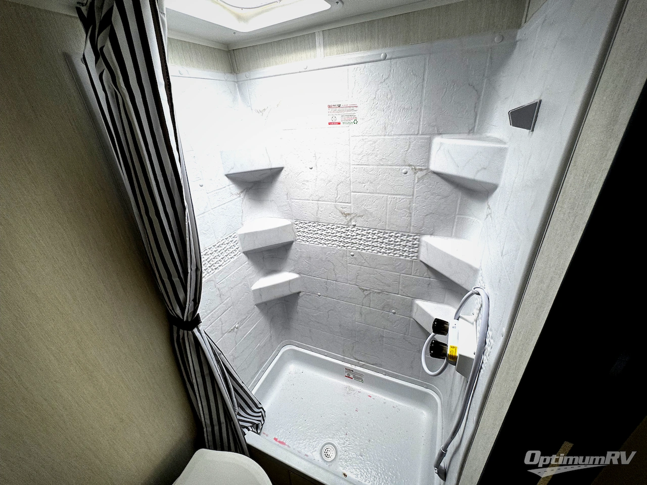 2026 Prime Time Avenger 25RBS Photo 17