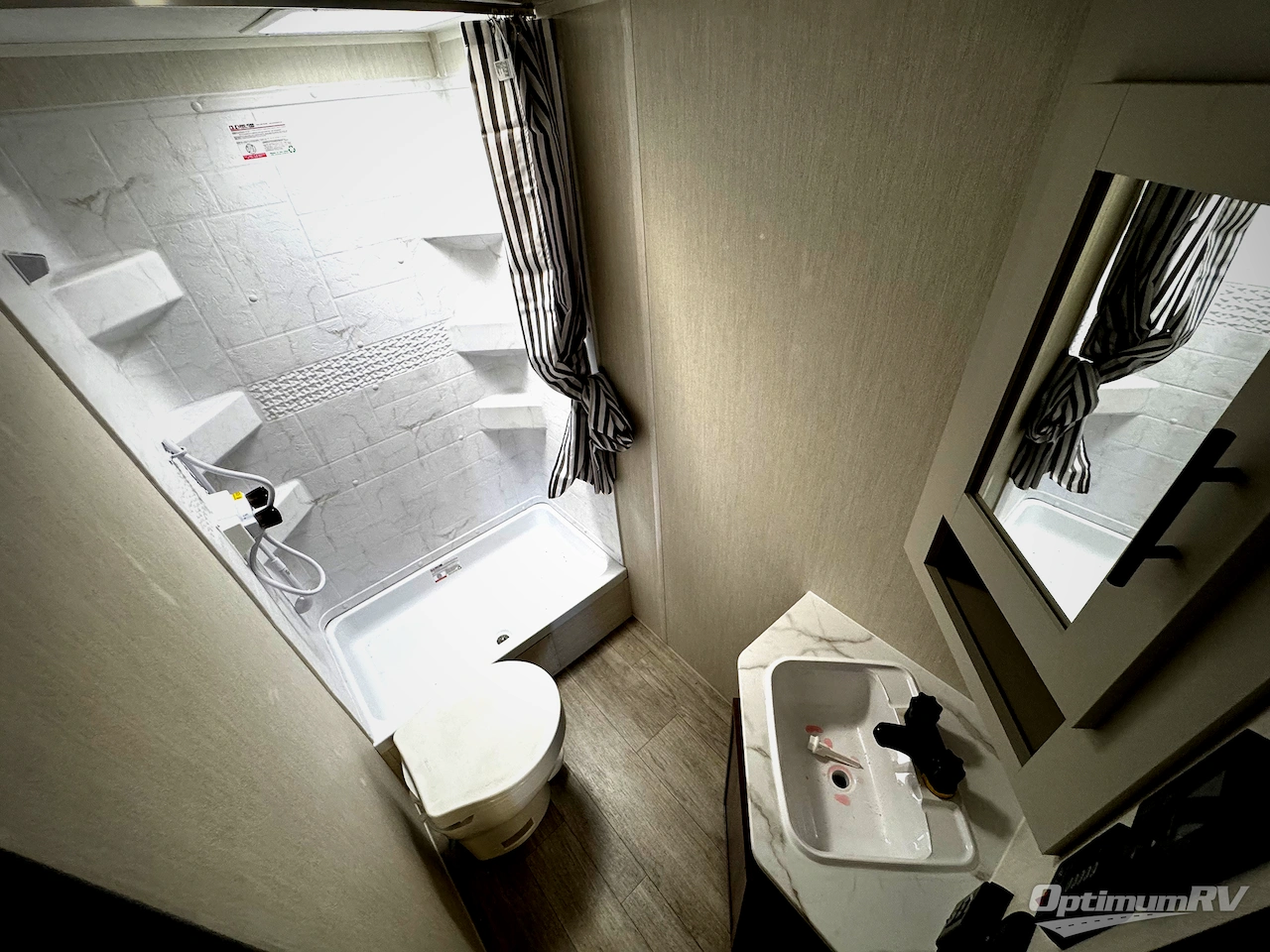 2026 Prime Time Avenger 23BHS Photo 14