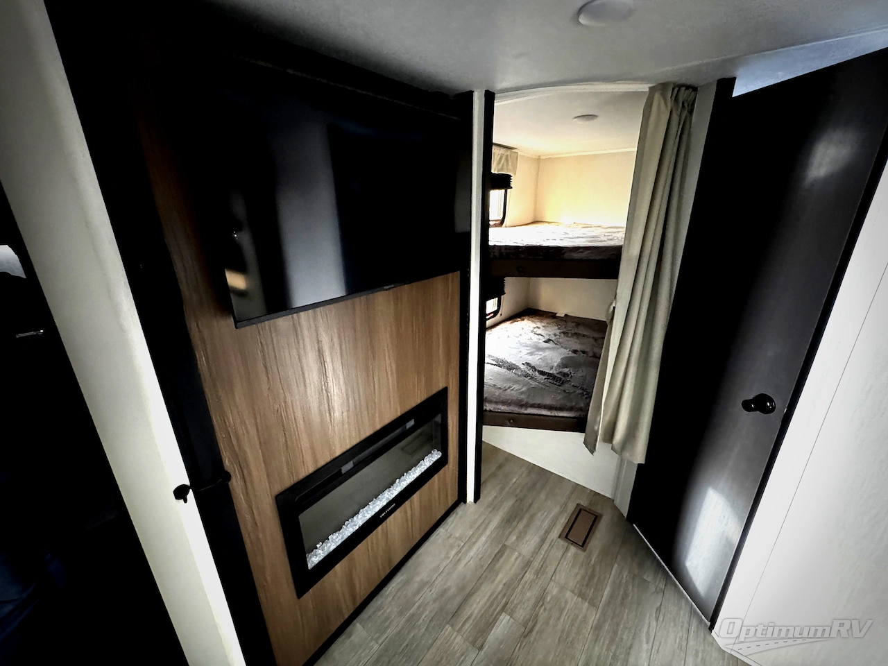 2026 Prime Time Avenger 26DBS Photo 9