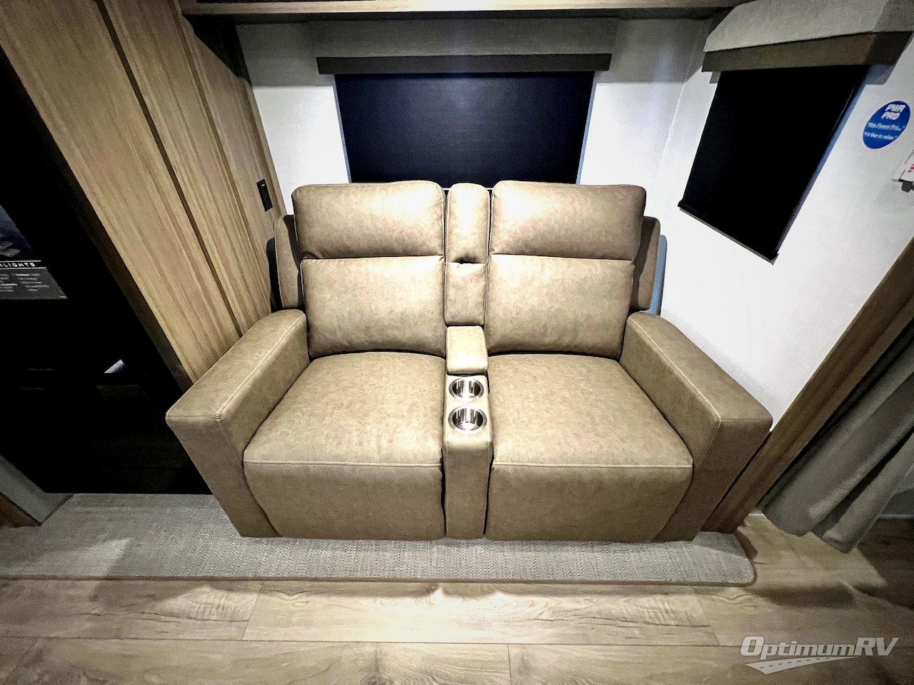 2027 Forest River Flagstaff Micro Lite 22LKS Photo 6