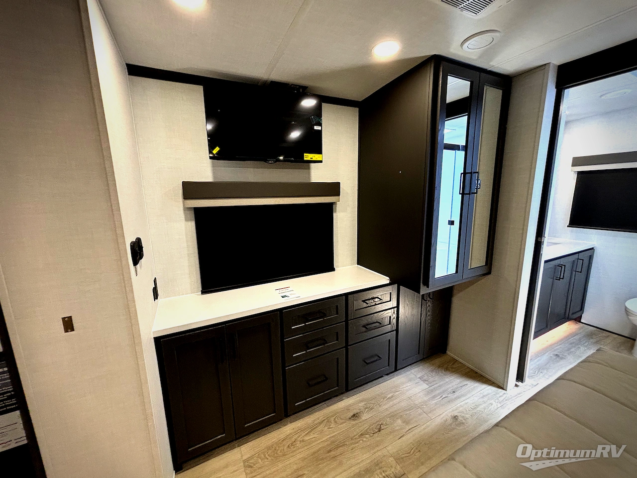 2026 Forest River Flagstaff Classic 826MBR Photo 15