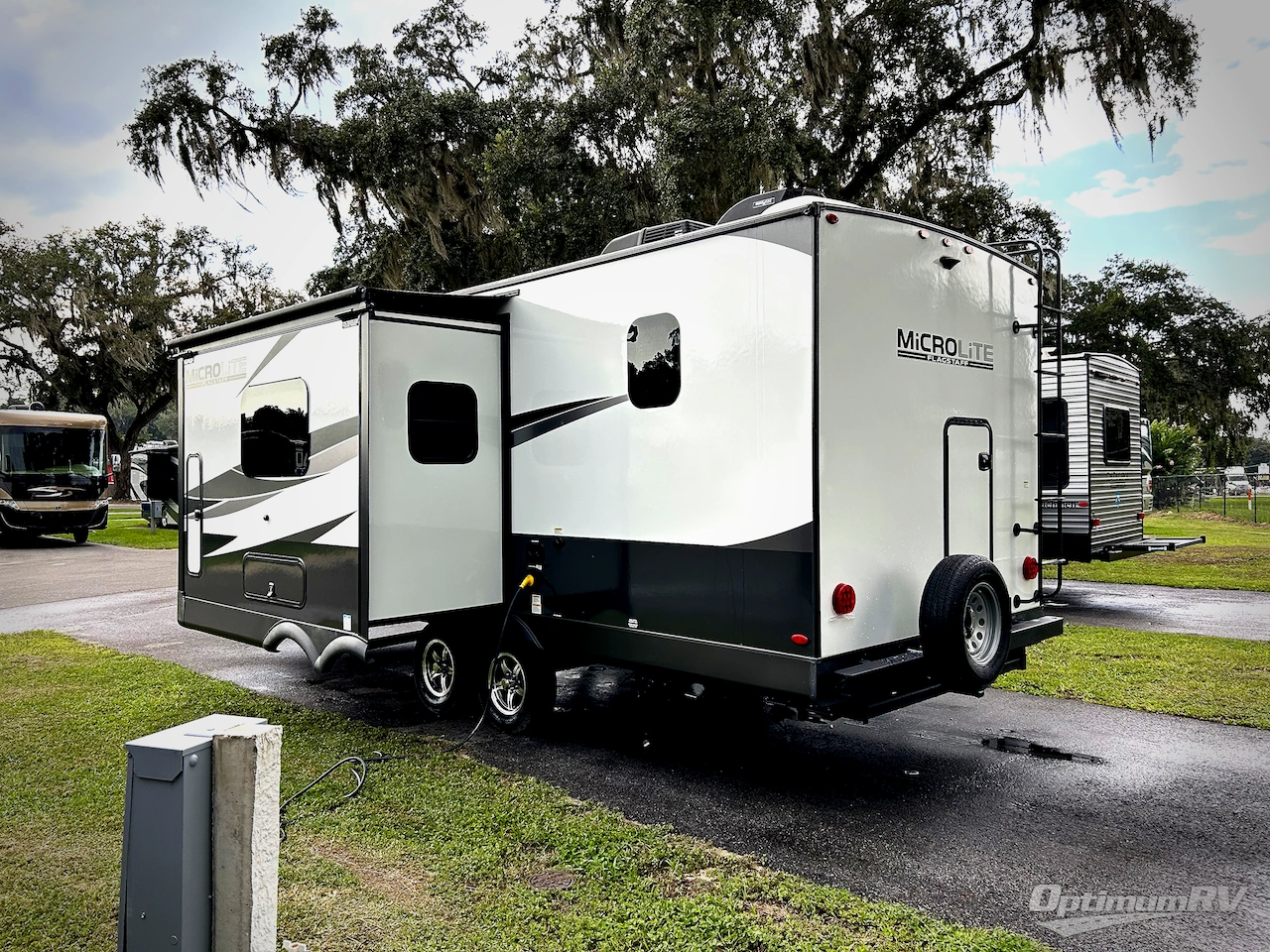 2025 Forest River Flagstaff Micro Lite 25BRDS Photo 3