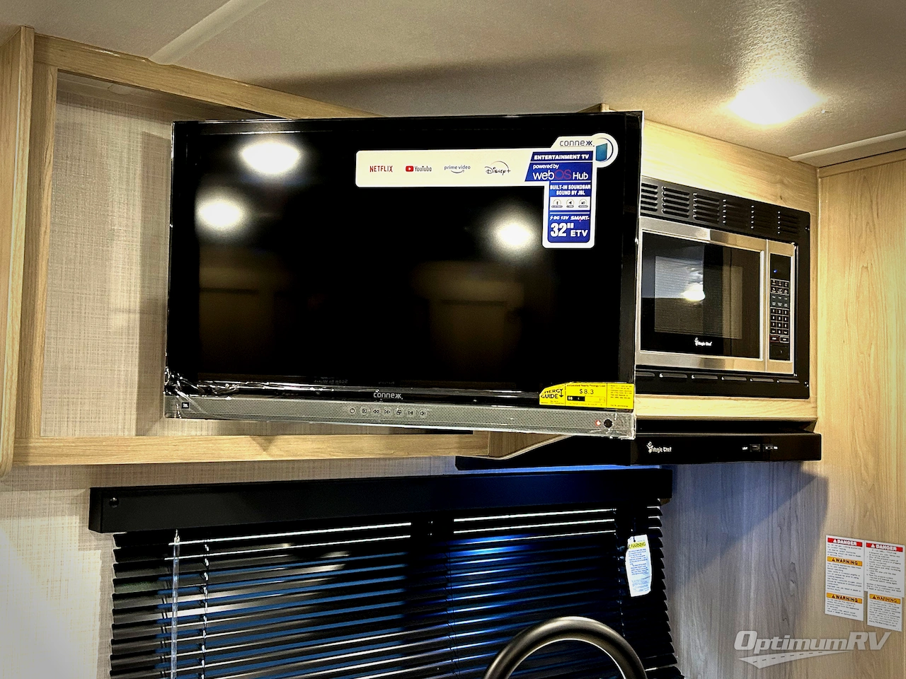 2025 Forest River Flagstaff Micro Lite 25BRDS Photo 10