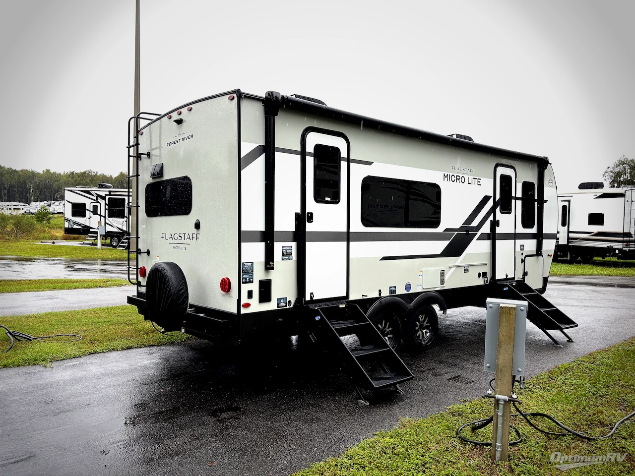 2027 Forest River Flagstaff Micro Lite 25SRK Photo 2