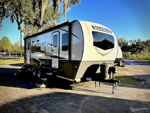 New 2025 Forest River Flagstaff Micro Lite 25SRK Featured Photo