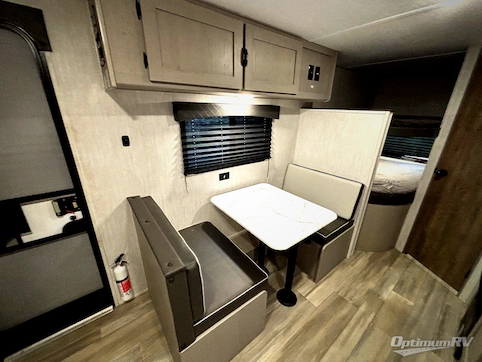 2024 Coachmen Clipper 5K Series 26BH RV Photo 3