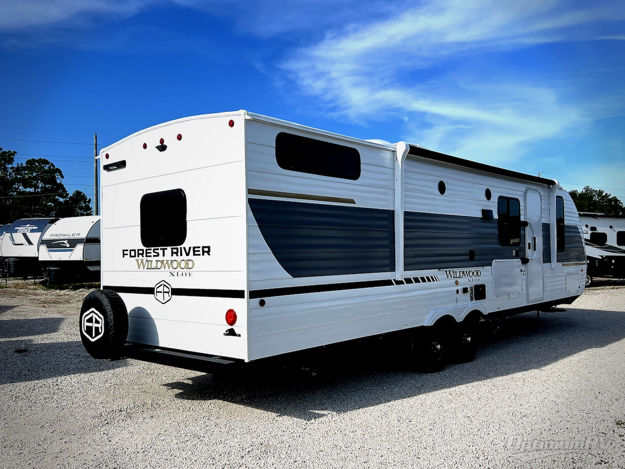 2026 Forest River Wildwood X-Lite 28VBXL Photo 2