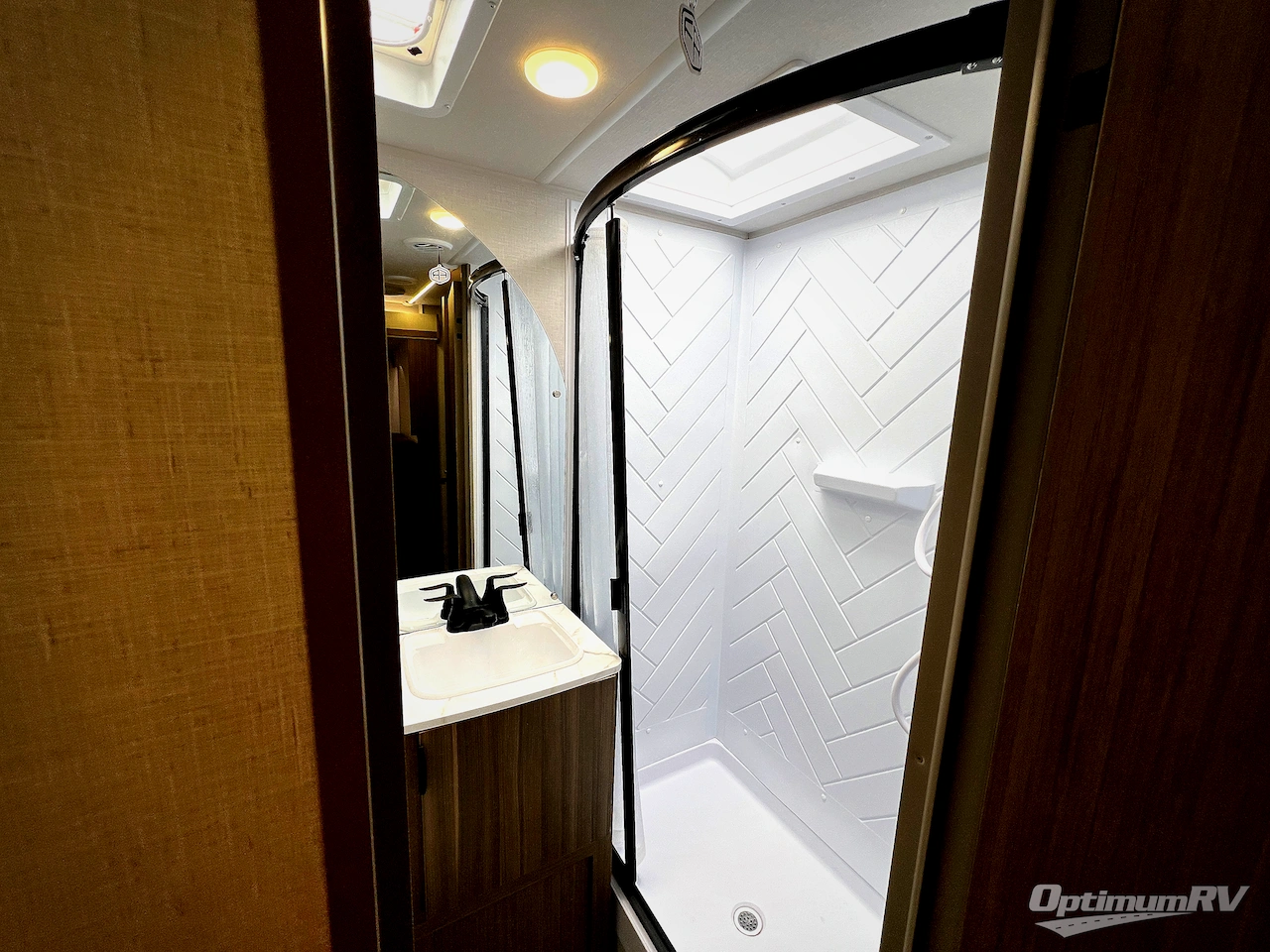 2026 Forest River Wildwood X-Lite 28VBXL Photo 17