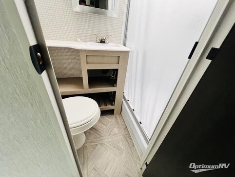 2024 Forest River Wildwood 31KQBTS RV Photo 4