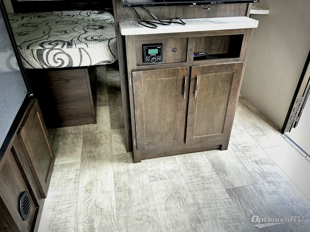 2021 Grand Design Momentum G-Class 21G Photo 10