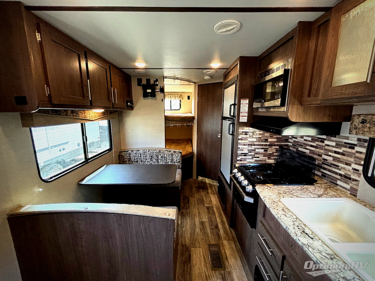 2019 Keystone Hideout 262LHS Photo 4