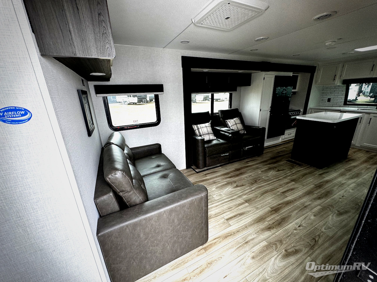 2026 Venture SportTrek Touring Edition STT333VFK Photo 3