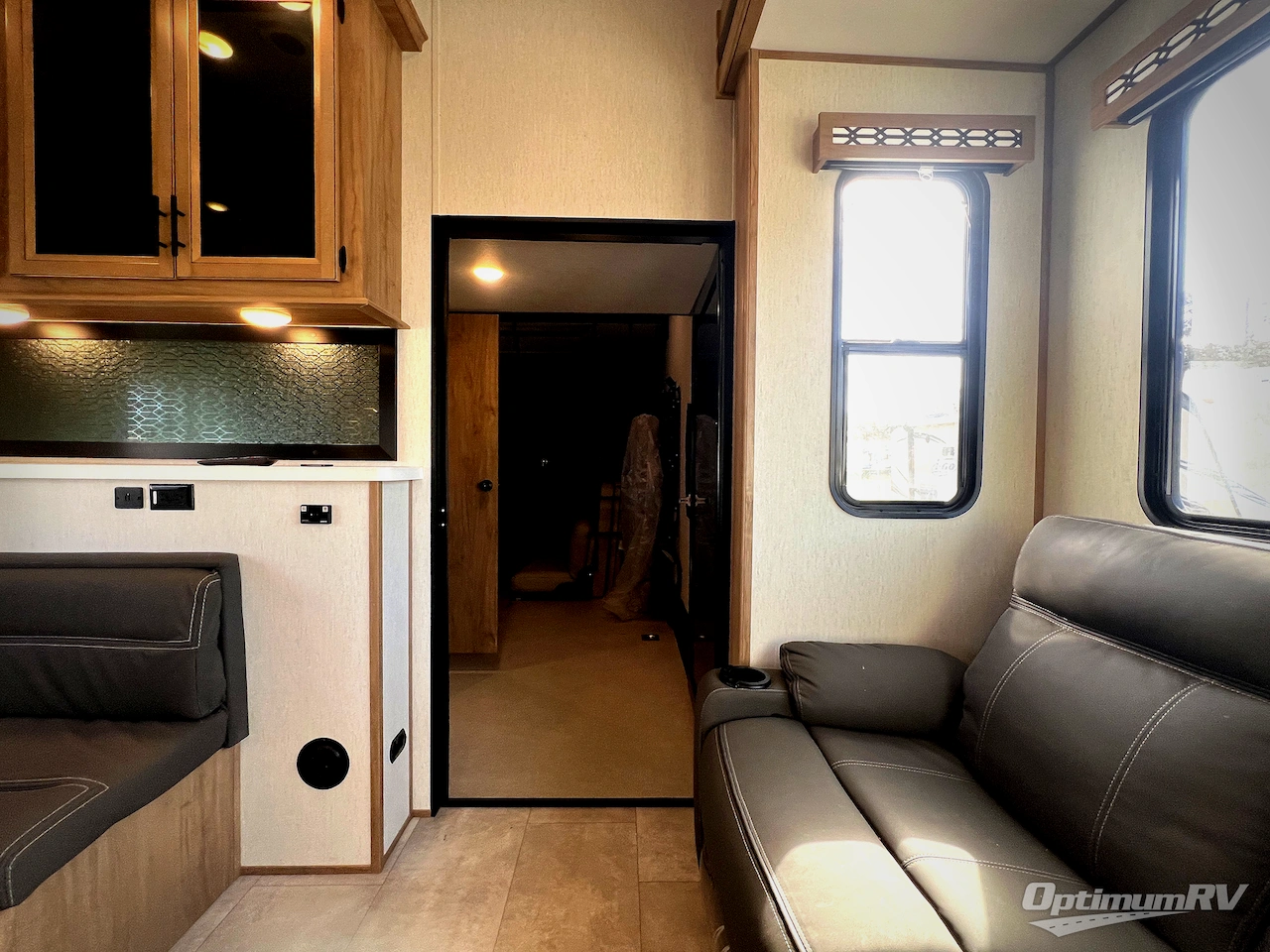 2023 Forest River Vengeance Rogue Armored VGF4007G2 Photo 15