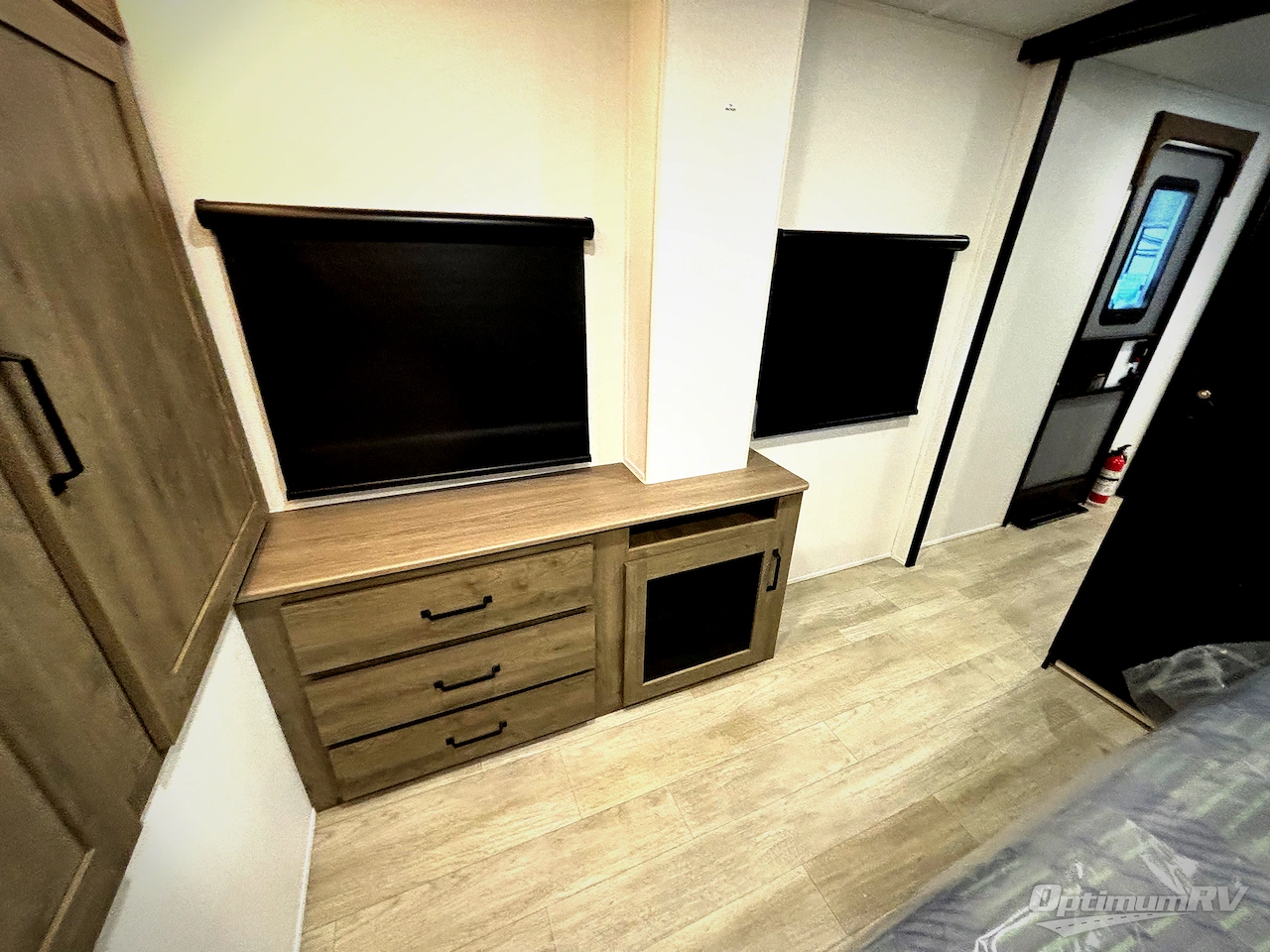 2026 Forest River Puma Tracks 3060RKTS Photo 10