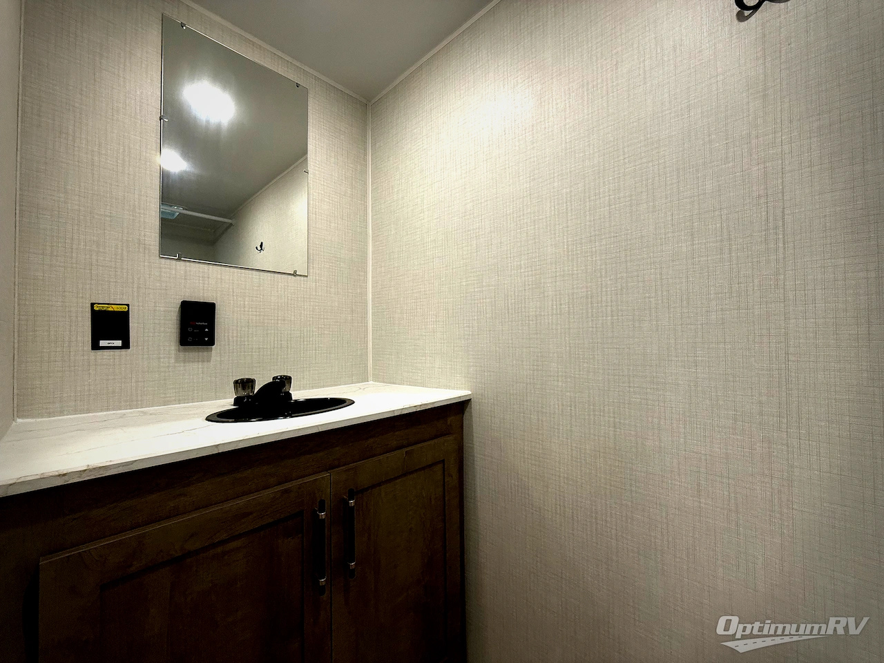 2026 Keystone Springdale Mini 1700FQ Photo 13