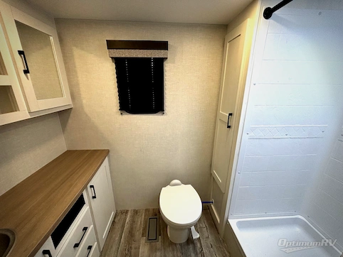 2026 Venture Sienna SA251VRB RV Photo 4