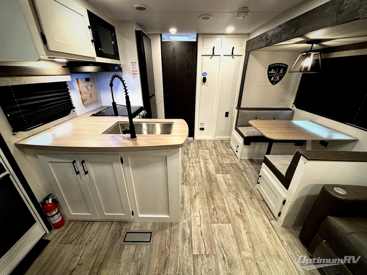 2026 Venture Sienna SA251VRB Photo 4