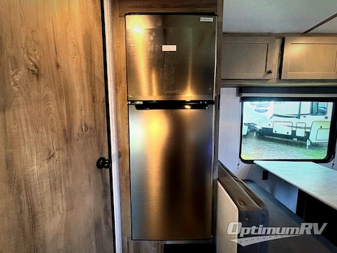 2026 Sunset Park Sun Lite LTD 21DB RV Photo 3