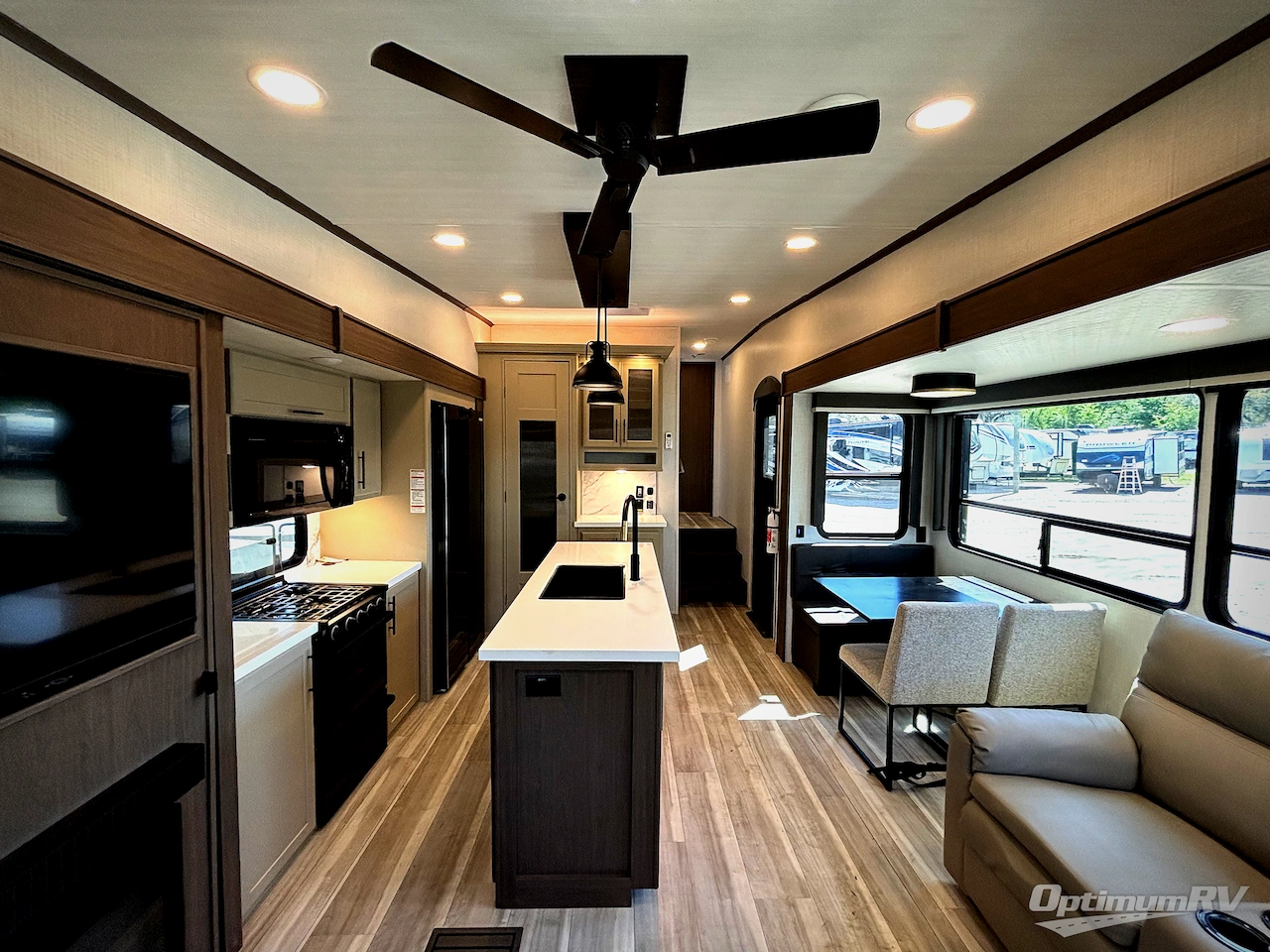 2026 Keystone Cougar 316RLS Photo 5